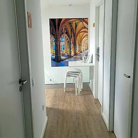 Local Vitoria Guest house *